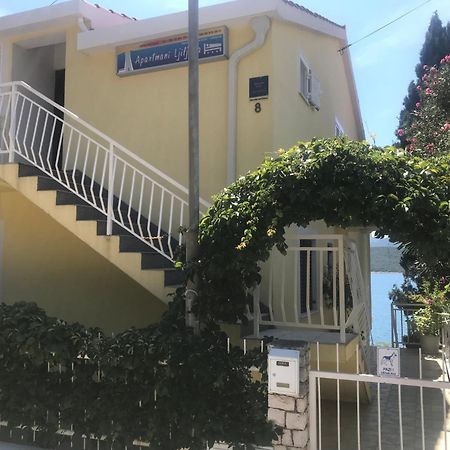 Apartments Ljiljana Клек Экстерьер фото