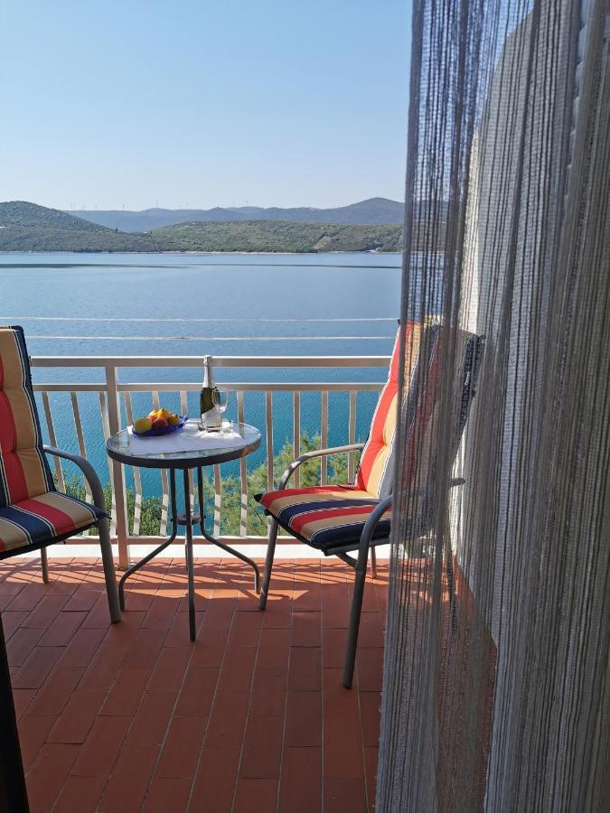 Apartments Ljiljana Клек Экстерьер фото