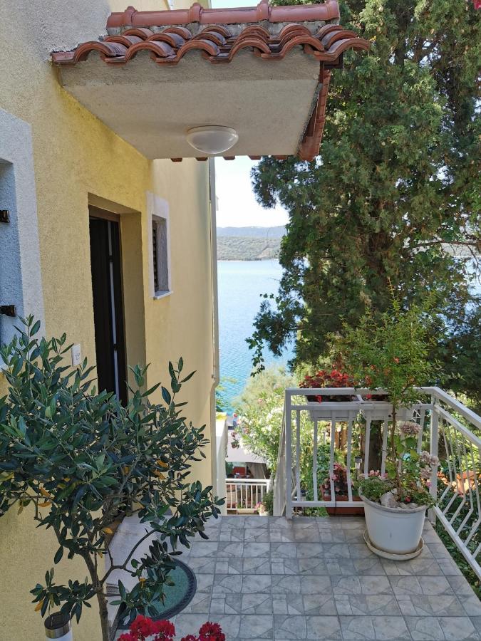 Apartments Ljiljana Клек Экстерьер фото