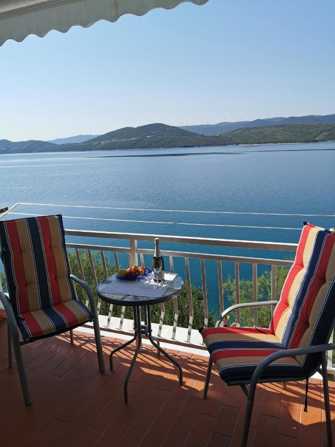 Apartments Ljiljana Клек Экстерьер фото