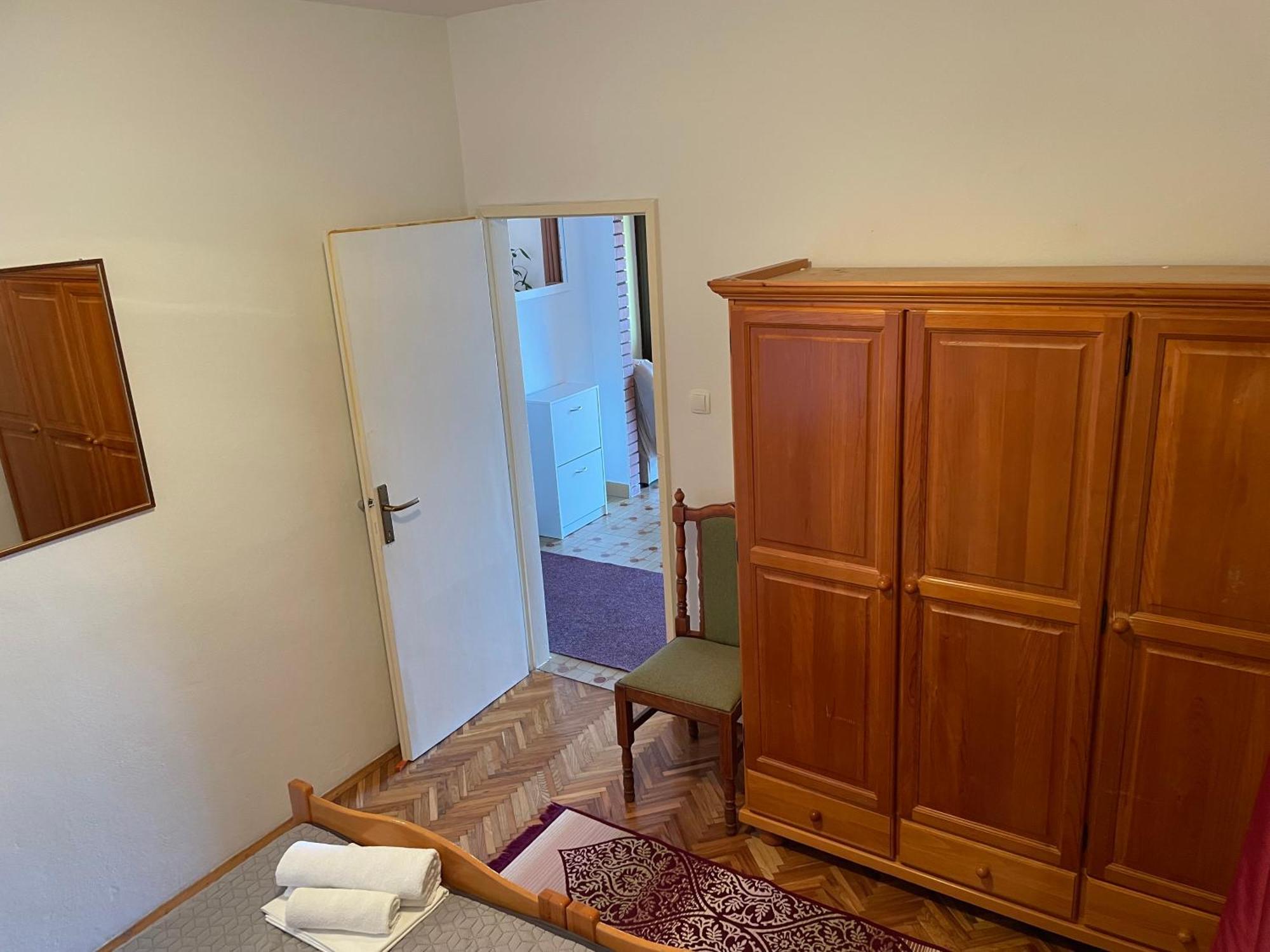 Apartments Ljiljana Клек Экстерьер фото