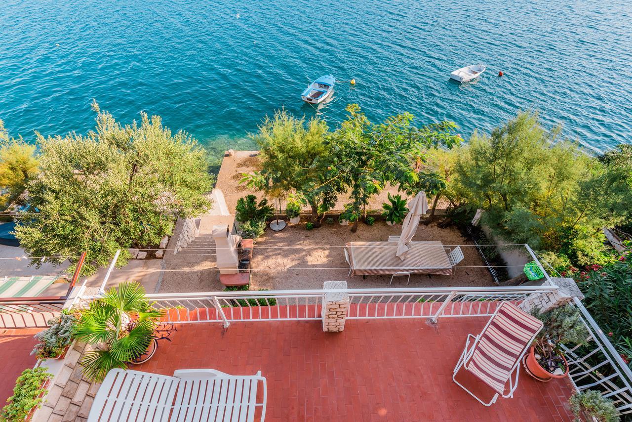 Apartments Ljiljana Клек Экстерьер фото