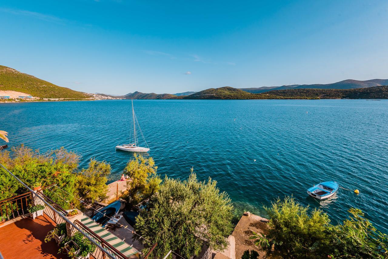 Apartments Ljiljana Клек Экстерьер фото
